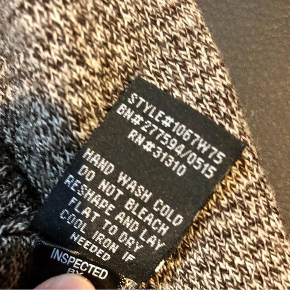 Boho A Byer cowl neck fringe seater Small, like new - Picture 5 of 7